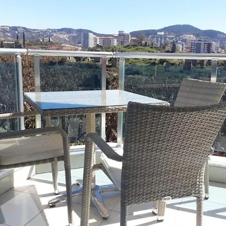 Апартаменты В Махмутларе С Видом На Горы Apartman Alanya